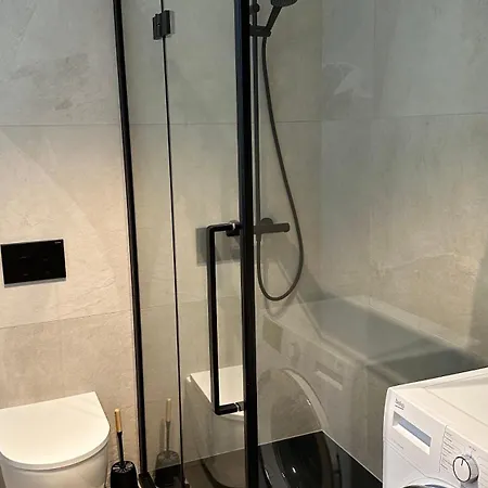 Apartament One *